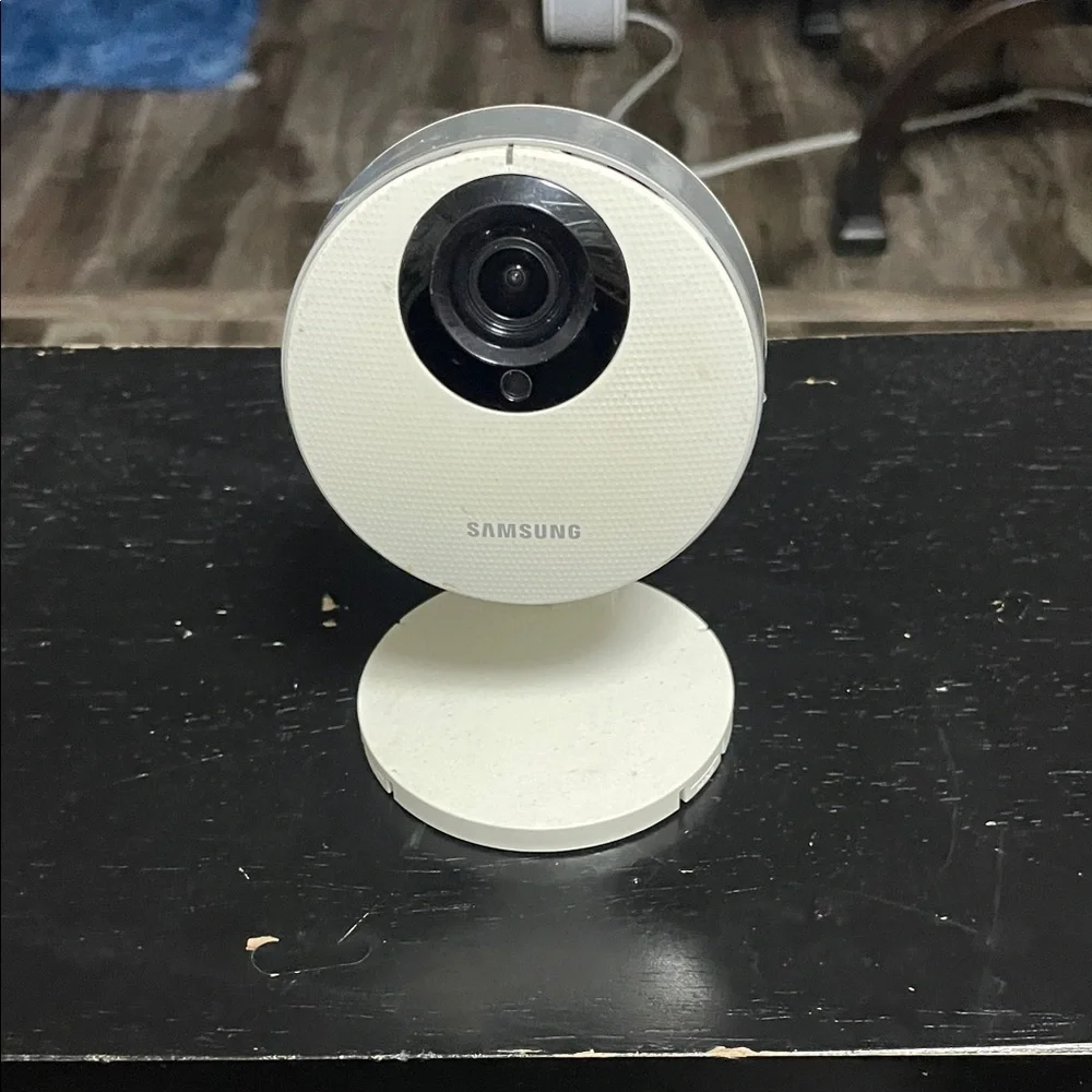 Samsung White Webcam Security Camera.